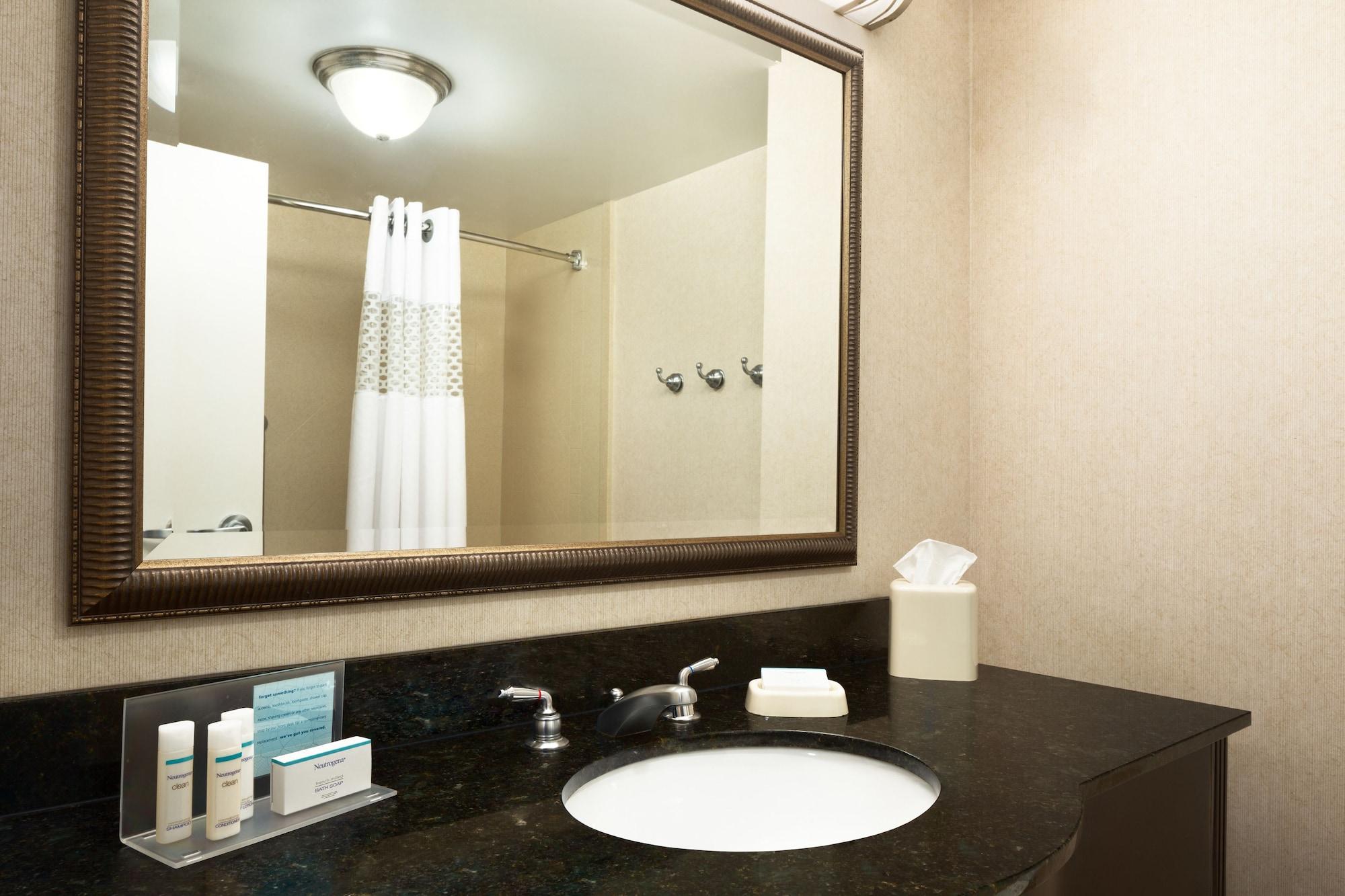 Irondale Hampton Inn & Suites Birmingham Airport Area מראה חיצוני תמונה