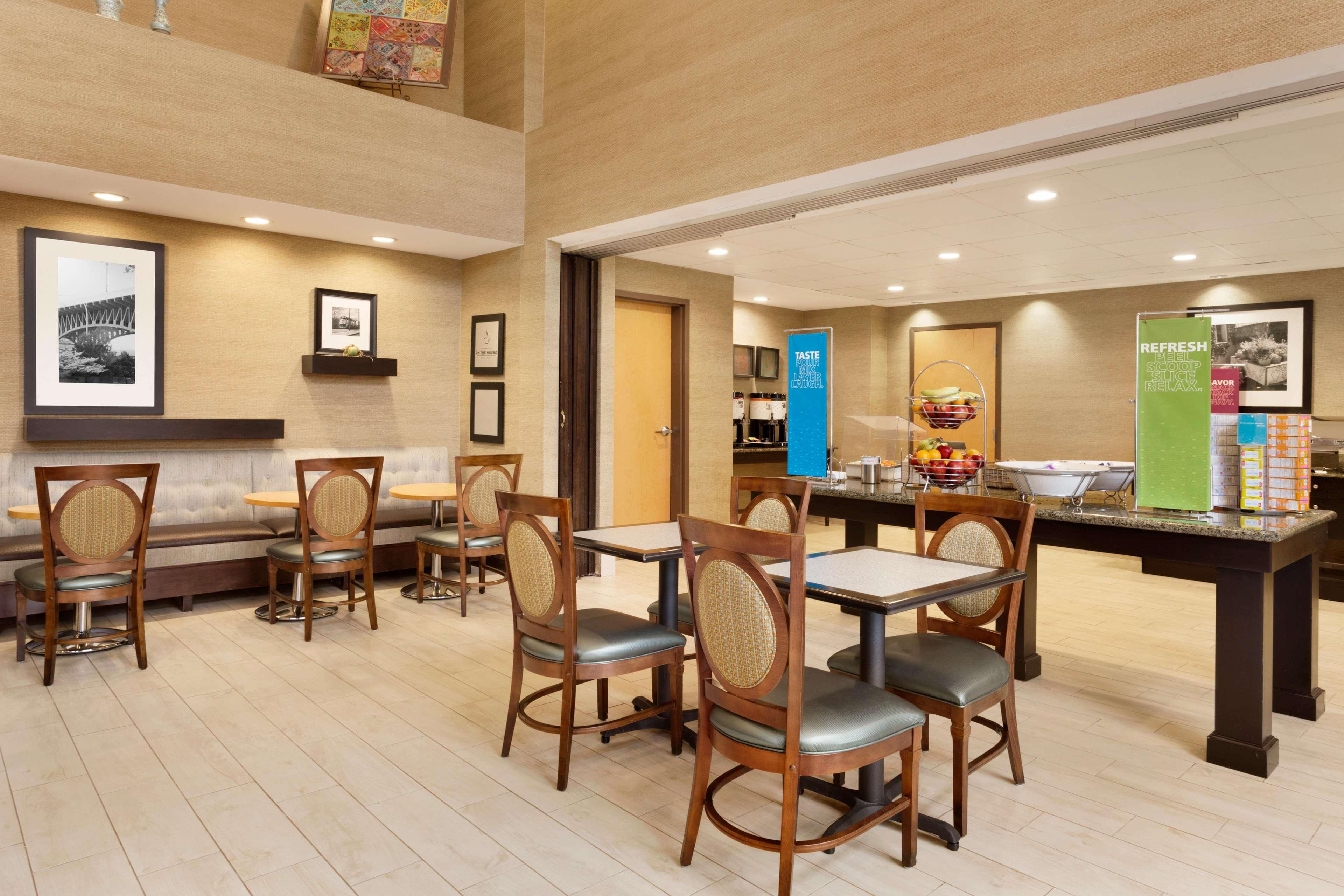Irondale Hampton Inn & Suites Birmingham Airport Area מראה חיצוני תמונה