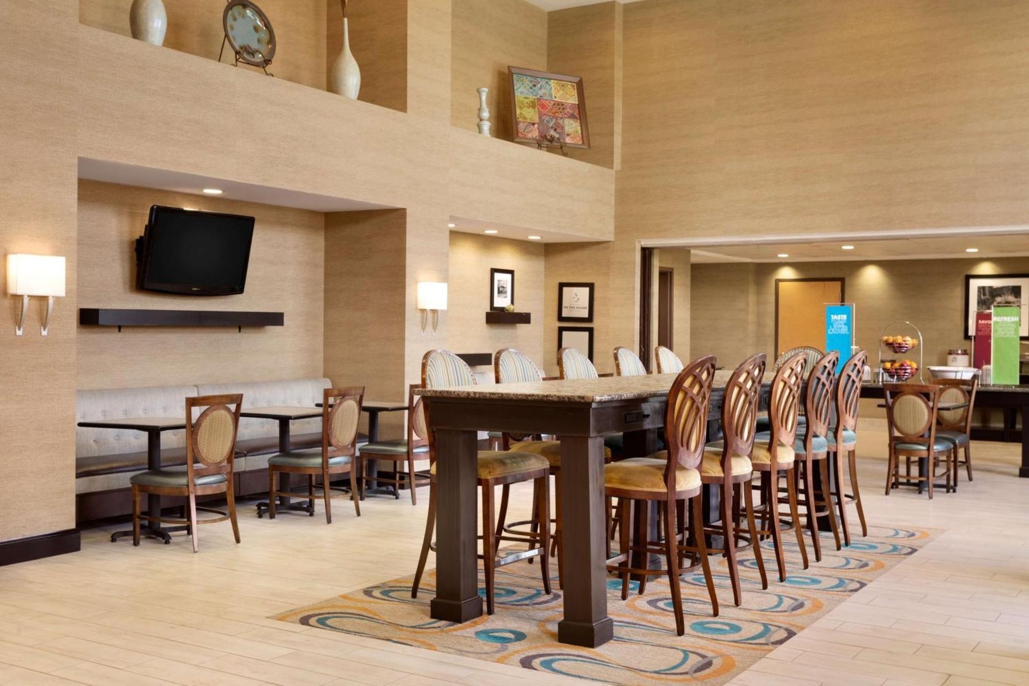 Irondale Hampton Inn & Suites Birmingham Airport Area מראה חיצוני תמונה
