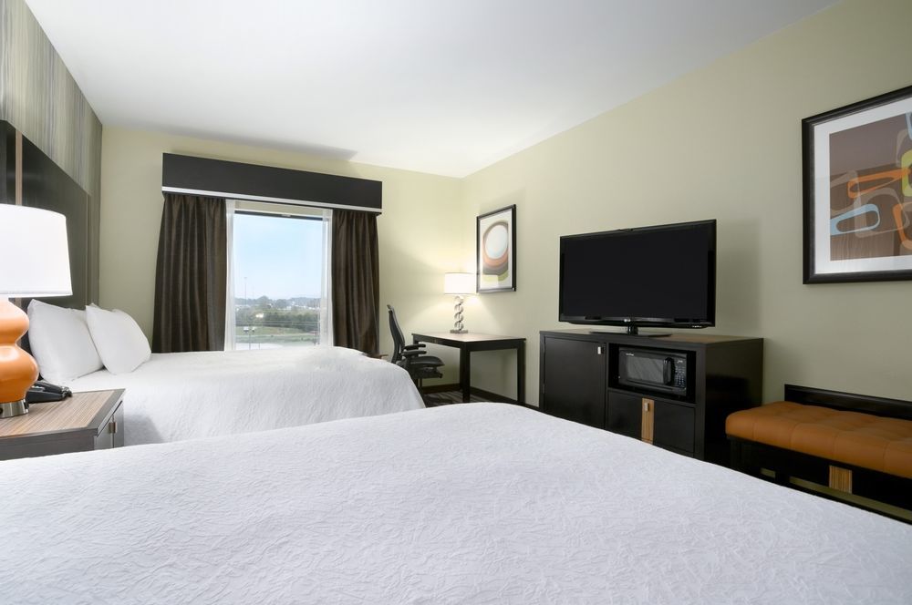 Irondale Hampton Inn & Suites Birmingham Airport Area מראה חיצוני תמונה