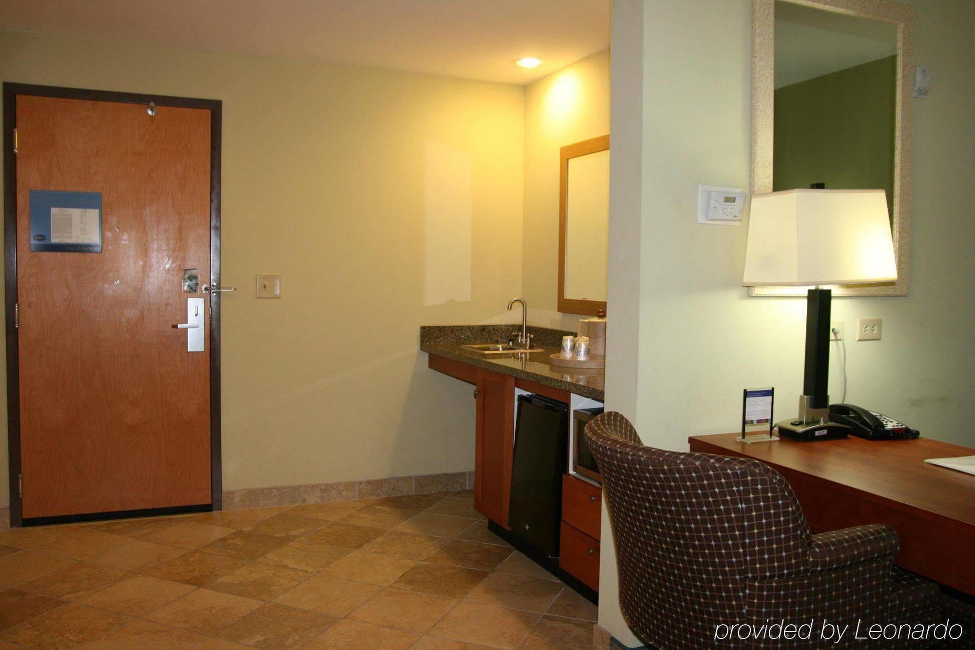 Irondale Hampton Inn & Suites Birmingham Airport Area חדר תמונה